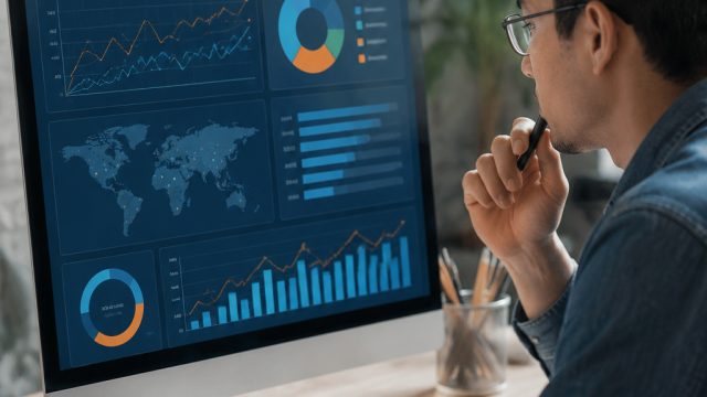 What issues need to be considered when optimizing website rankings?