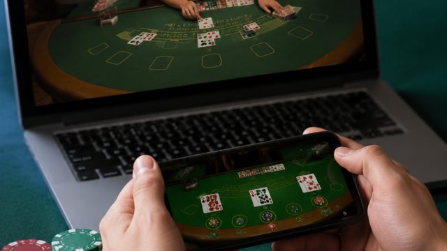 The Rise of Online Casinos: Trends and Opportunities in 2021